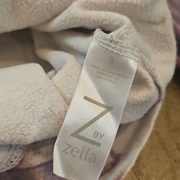 Tie-Dye Purple Sweatshirt Size S Z By Zelle - Picture 4 of 7
